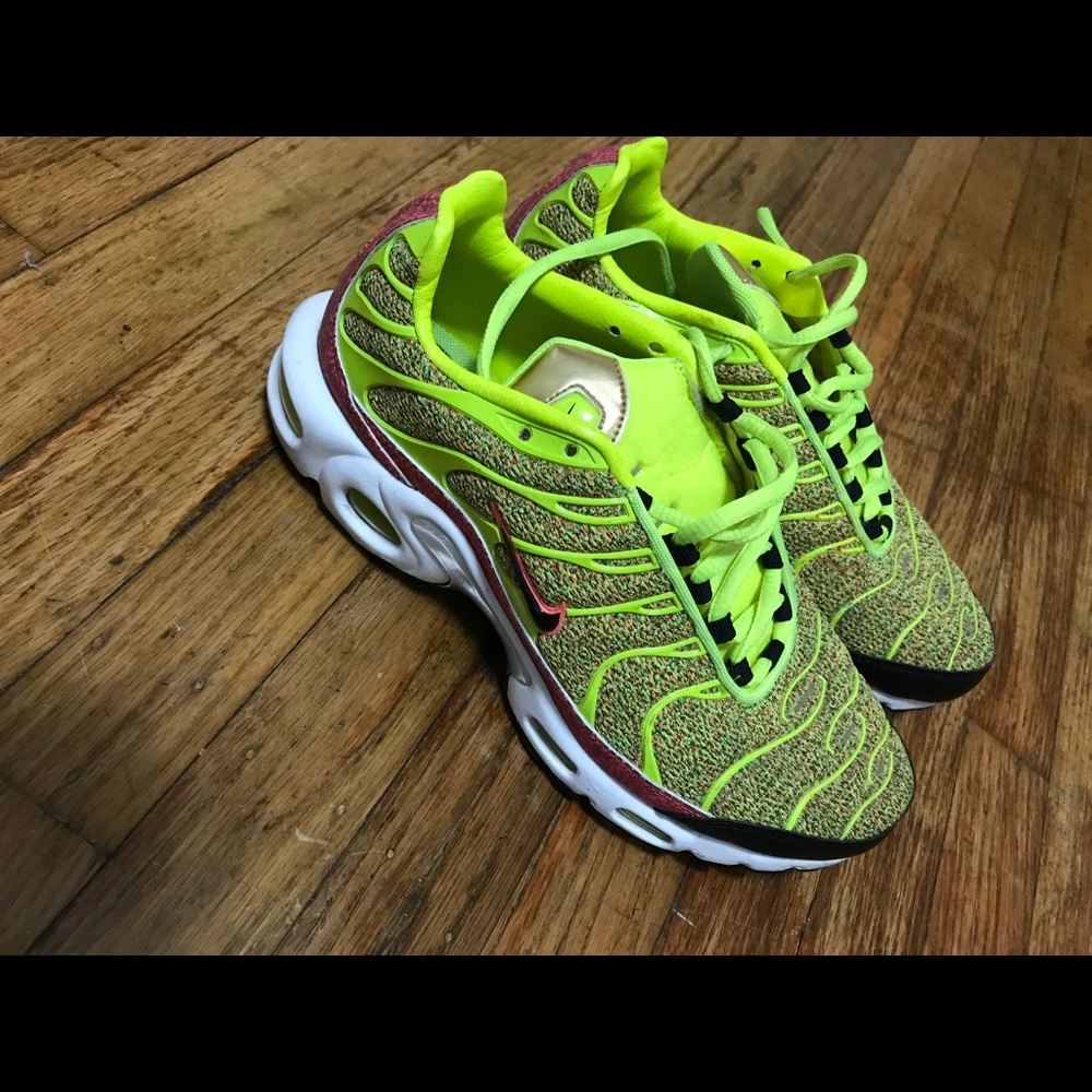 Women limited edition Nike air max 95